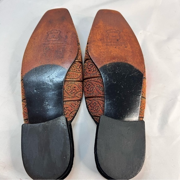 STUART WEITZMAN Beautiful Embroidered Jacquard Slippers - Picture 7 of 11